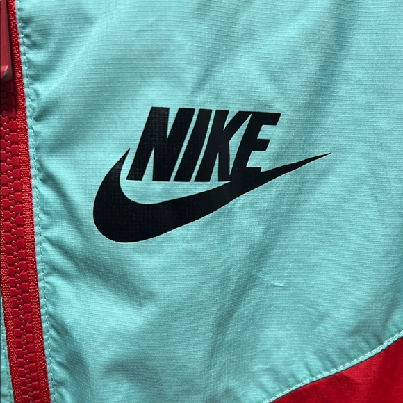 Nike Red and Blue Lightweight Windbreaker Jacket - Picture 2 of 4